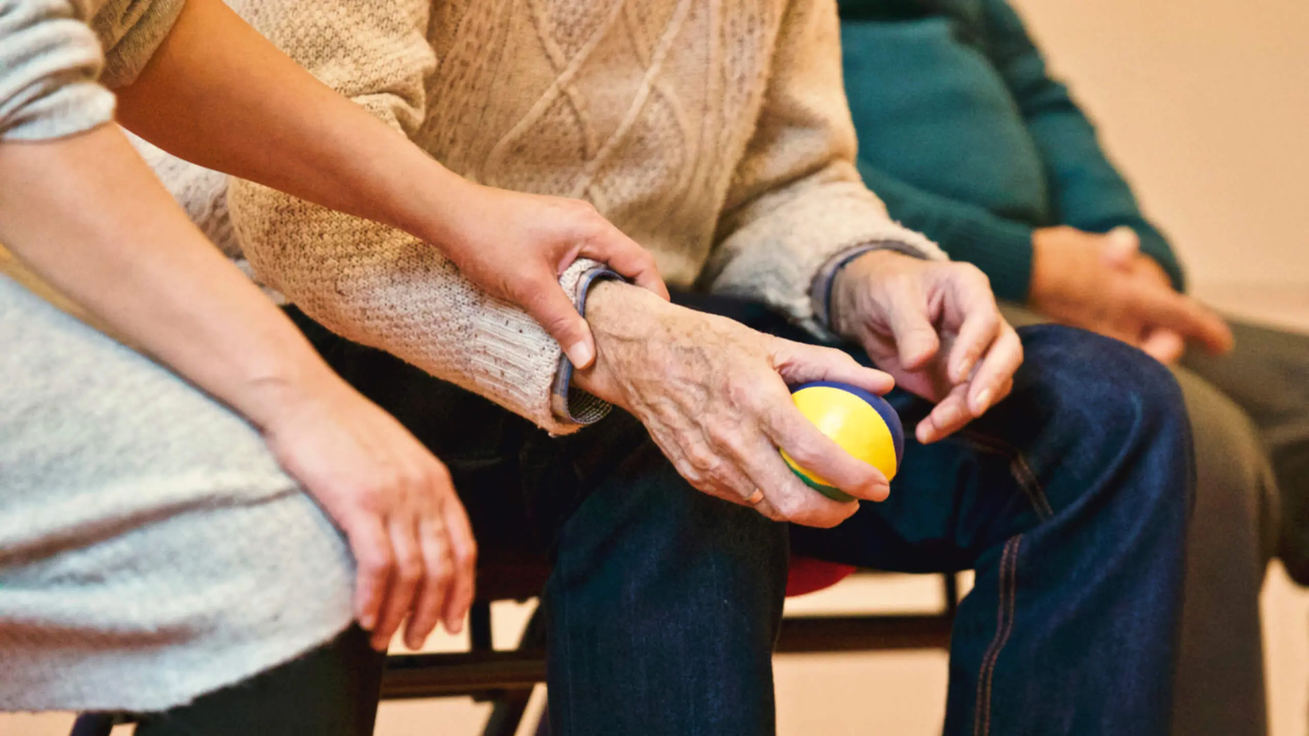 abuela ayuda psicologica - Cuál es el rol de los abuelos en terapia