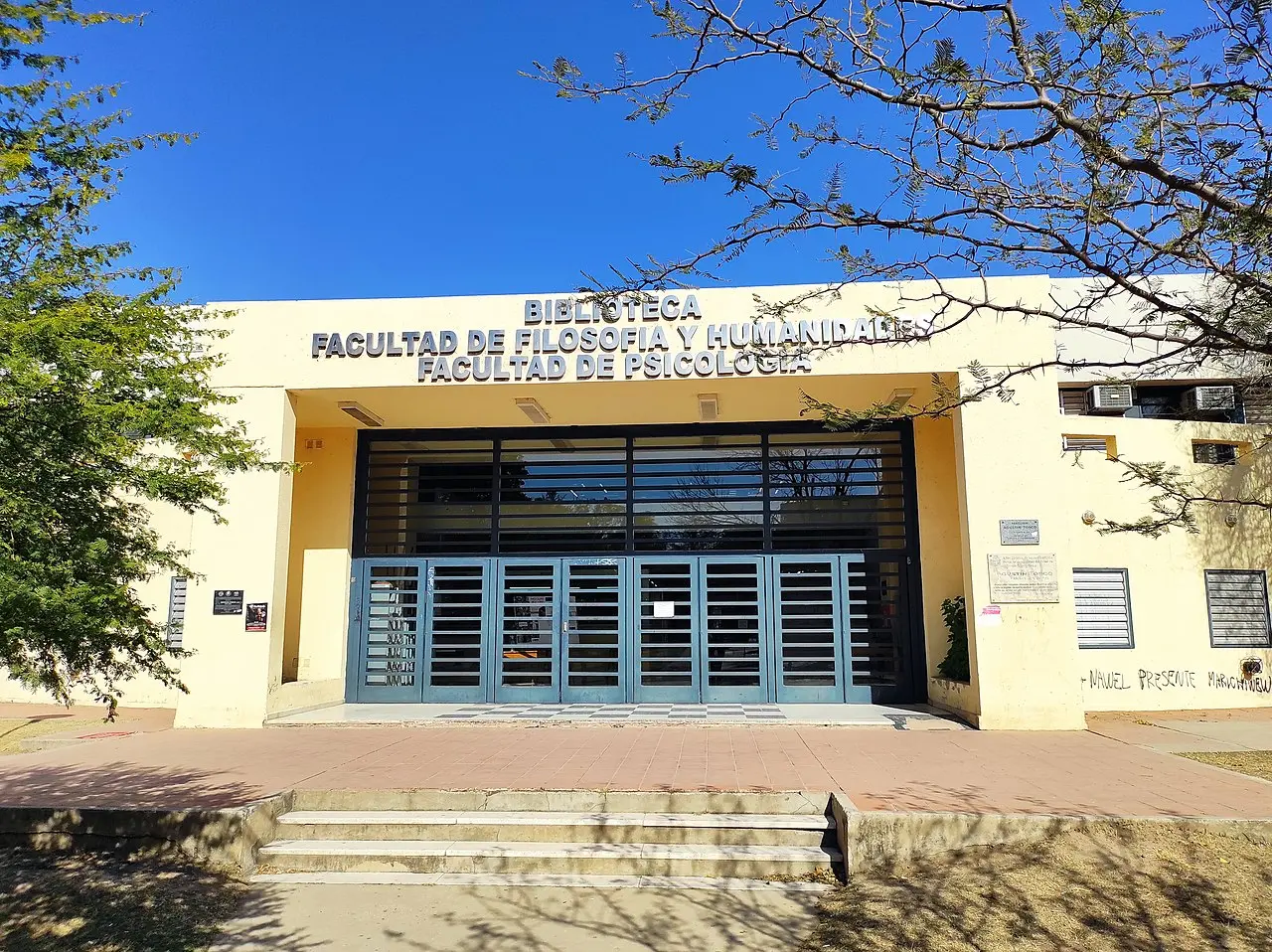 biblioteca de psicologia unc - Cuántas bibliotecas tiene la UNC
