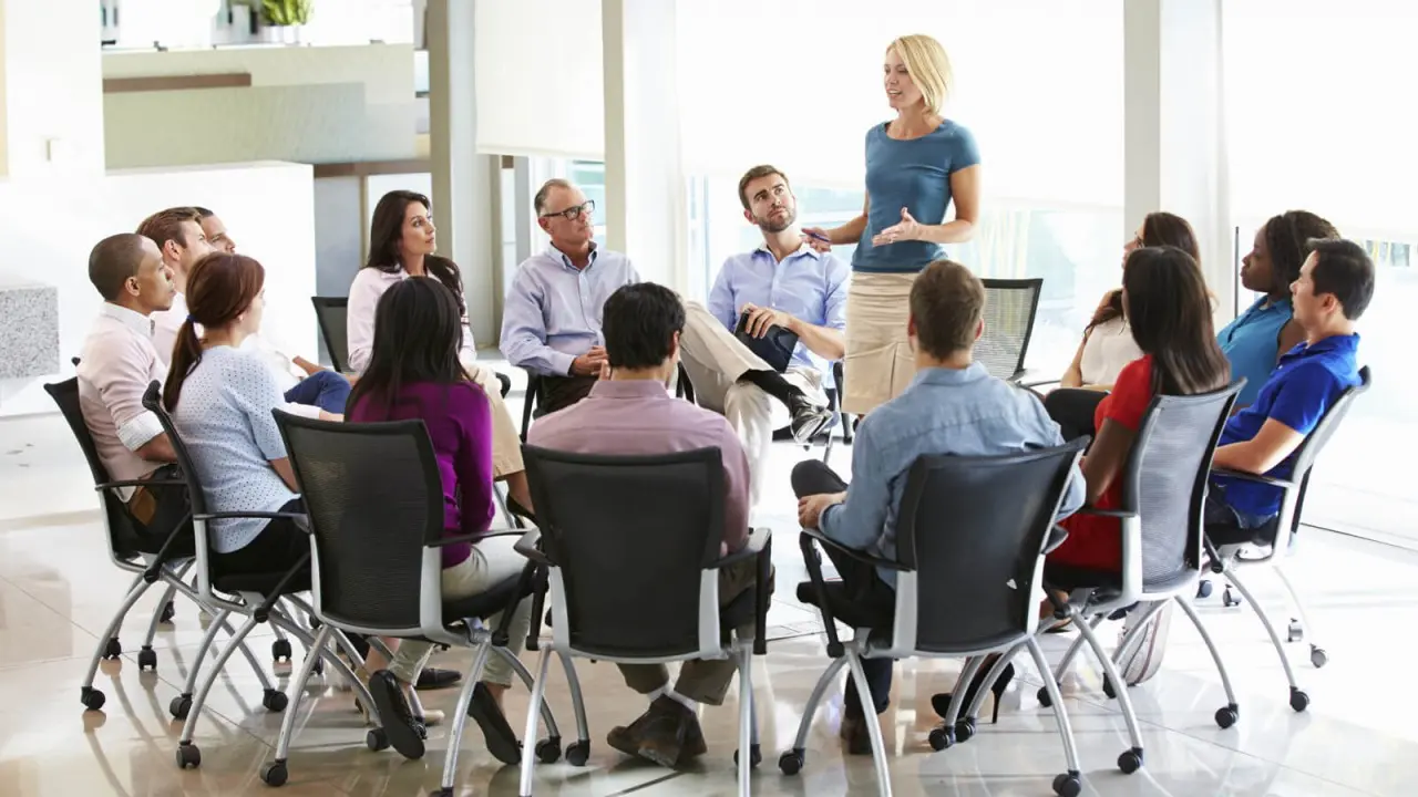 liderazgo en el grupo psicologia - Qué es un líder en una terapia de grupo